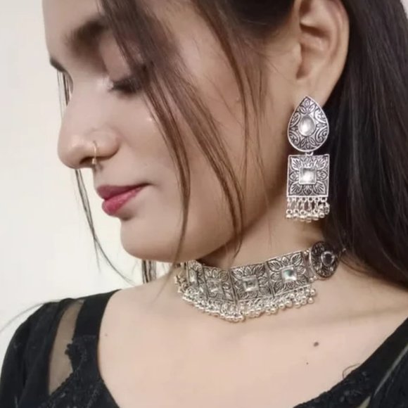 Silver Tribal Mirror Jewelry Set, Ethnic Silver Jewelry Set With Small Bells, - Picture 5 of 6